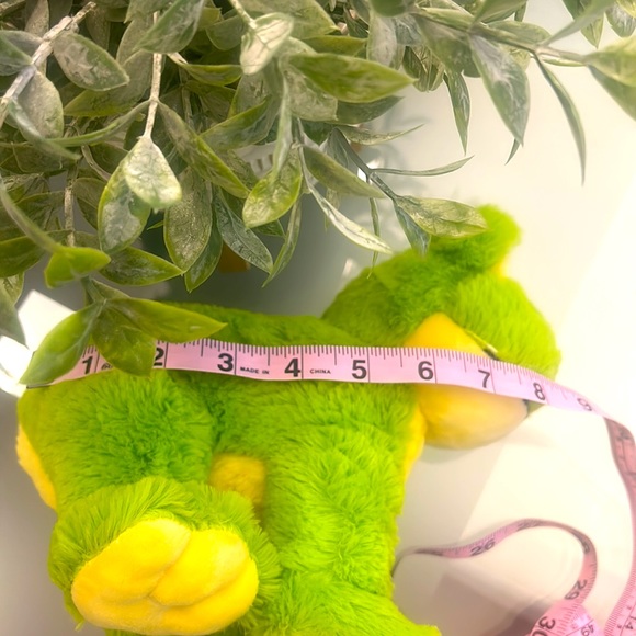 Green Hop the Frog Soft Cuddly Huggable Stuffed Animal Plush Stuffie Toy Furry - Picture 15 of 16